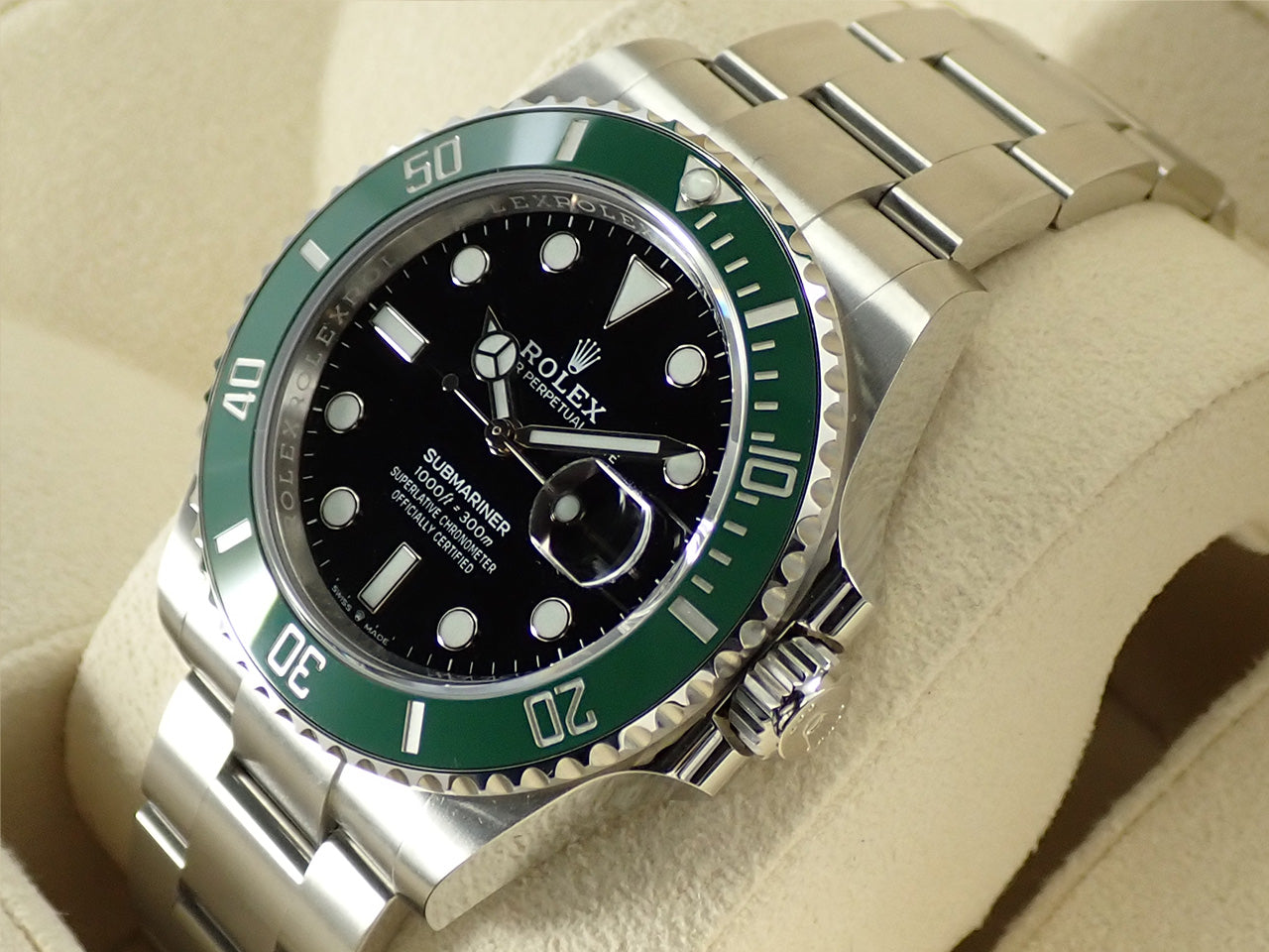 Rolex Submariner Date &lt;Warranty, Box, etc.&gt;