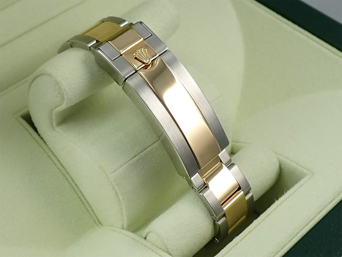 ロレックス サブマリーナー デイト Ref.116613GLN ブラック文字盤 中古 9ZV94C4V