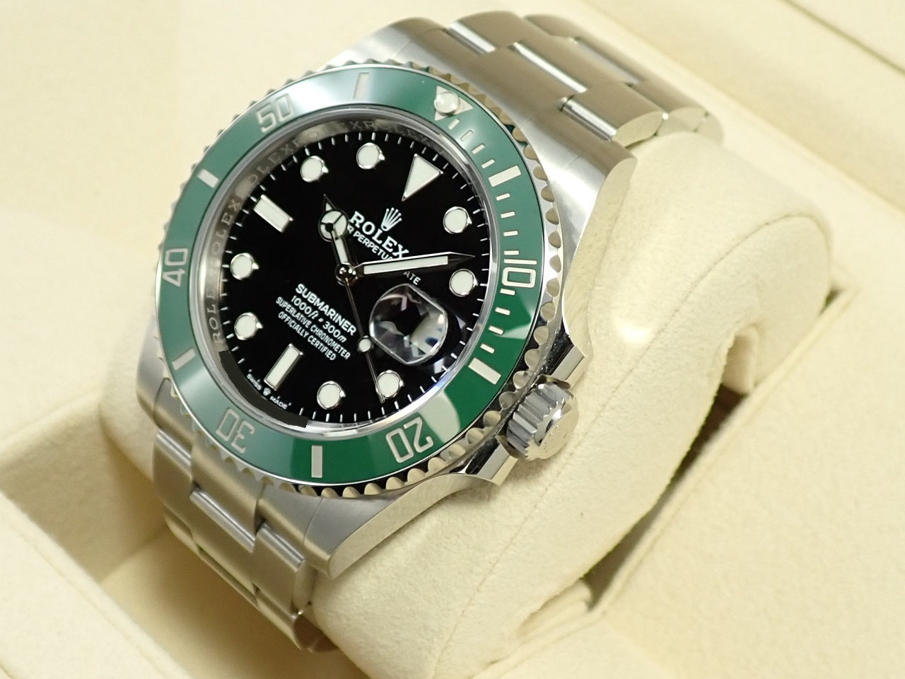 Rolex Submariner Date &lt;Warranty, Box, etc.&gt;