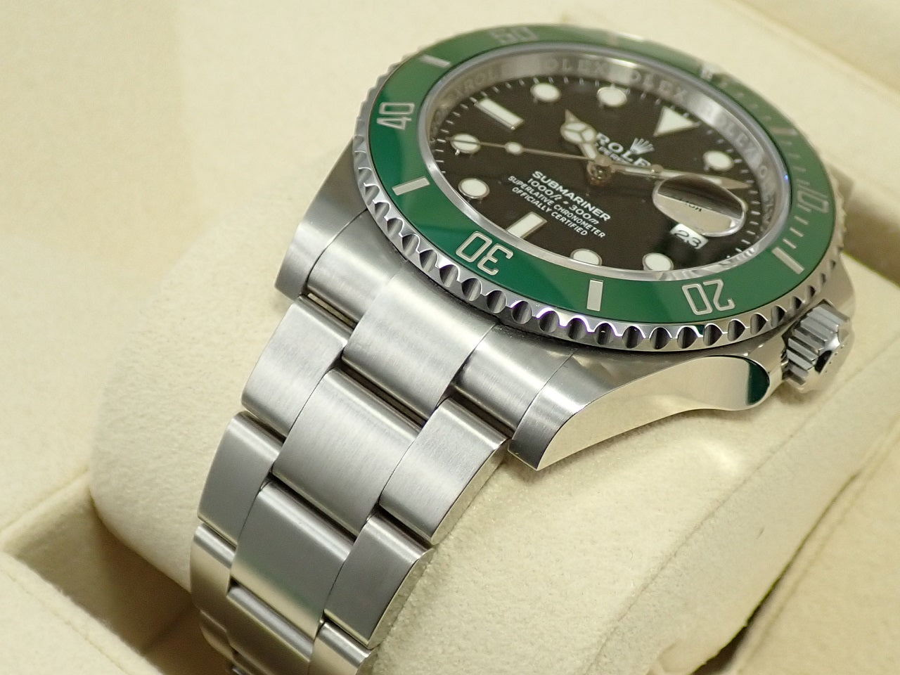 Rolex Submariner Date &lt;Warranty, Box, etc.&gt;