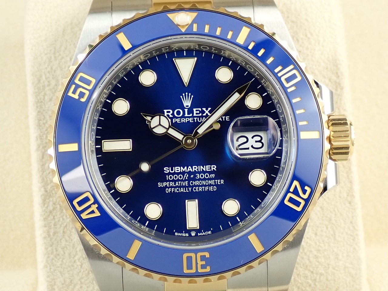 Rolex Submariner Date &lt;Warranty, Box, etc.&gt;