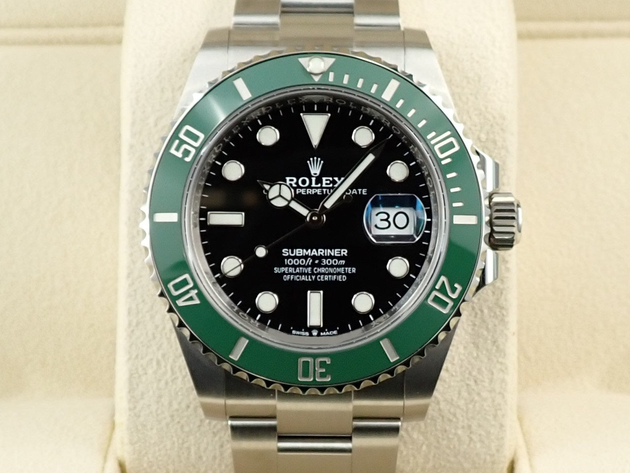 Rolex Submariner Date &lt;Warranty, Box, etc.&gt;