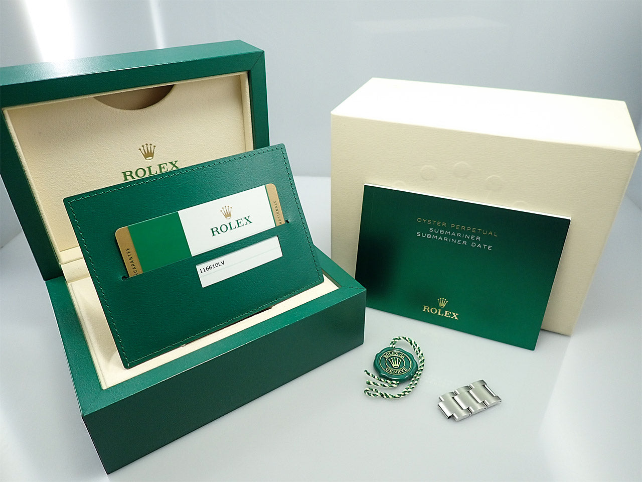 Rolex Submariner Date &lt;Warranty, Box, etc.&gt;