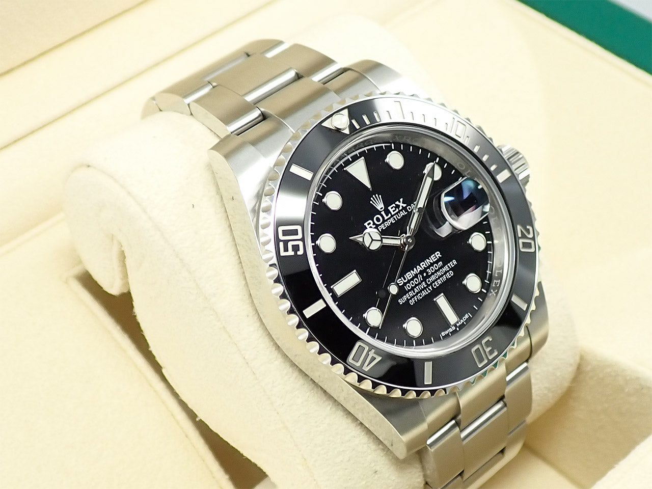 Rolex Submariner Date &lt;Warranty, Box, etc.&gt;