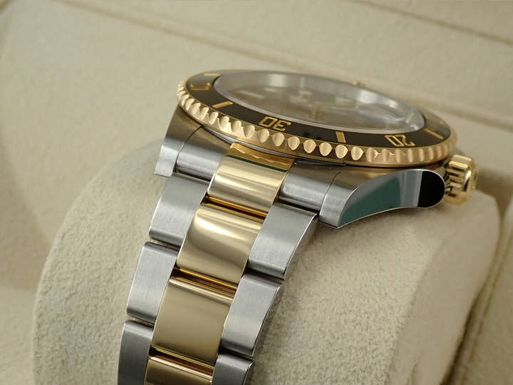 Rolex Submariner Date Ref. 126613LN Stainless Steel/Yellow Gold Black Dial