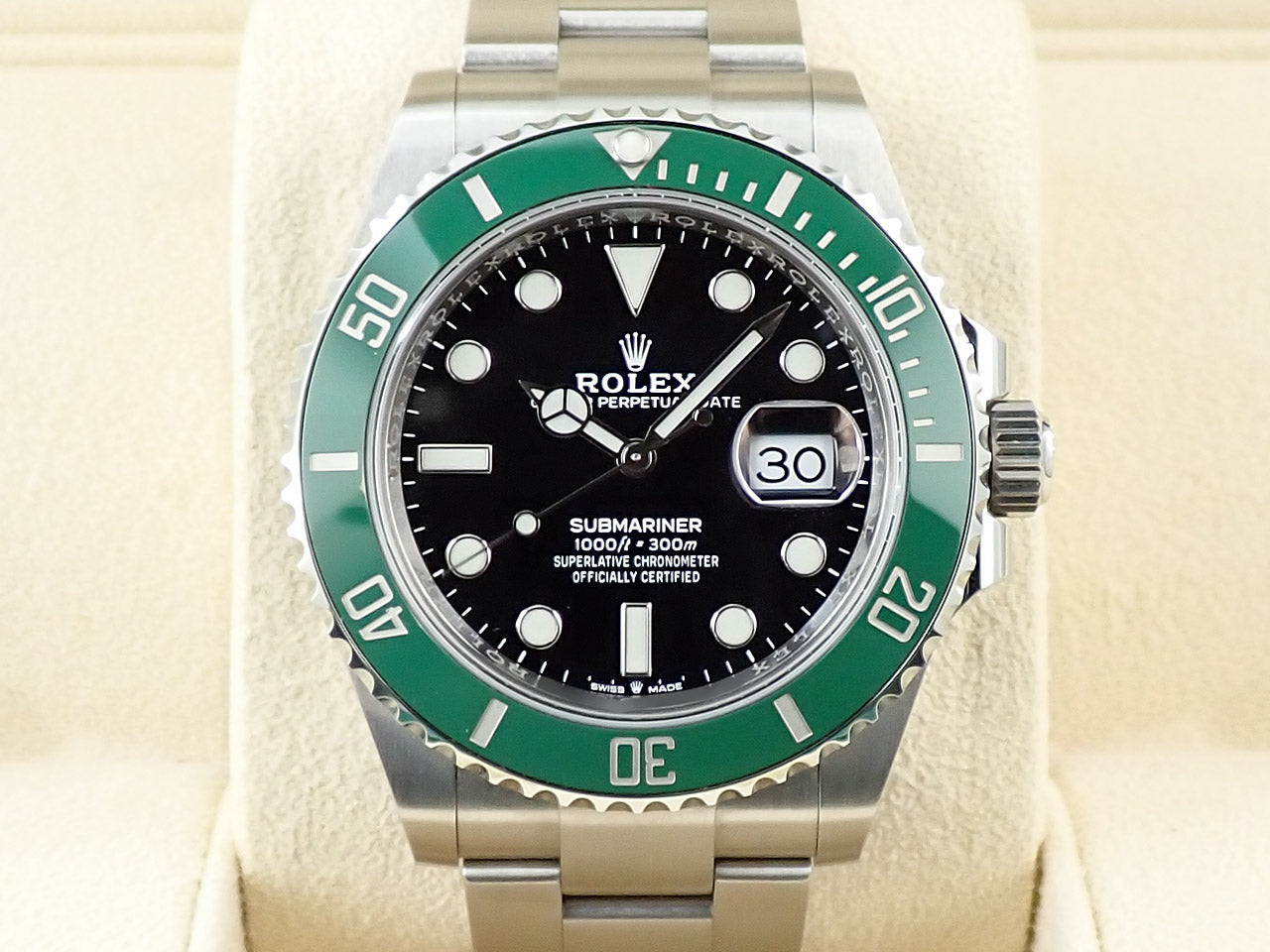 Rolex Submariner Date &lt;Warranty, Box, etc.&gt;