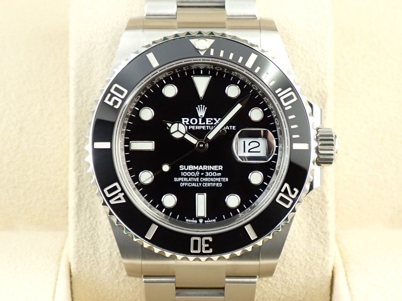 Rolex Submariner Date &lt;Warranty, Box, etc.&gt;