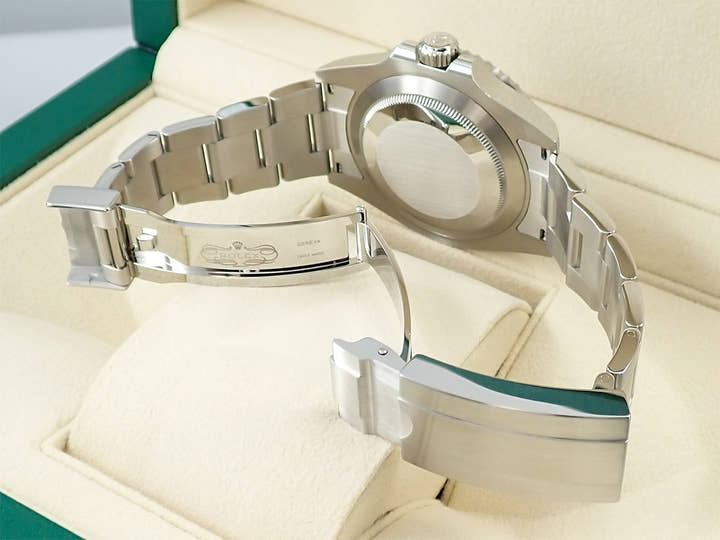 Rolex Submariner Date <Warranty, Box, etc.>