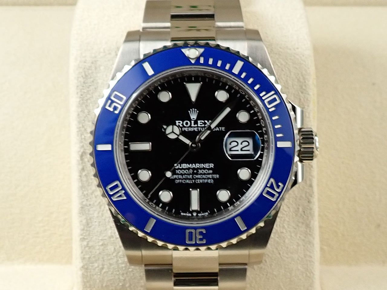 Rolex Submariner Date &lt;Warranty, Box, etc.&gt;