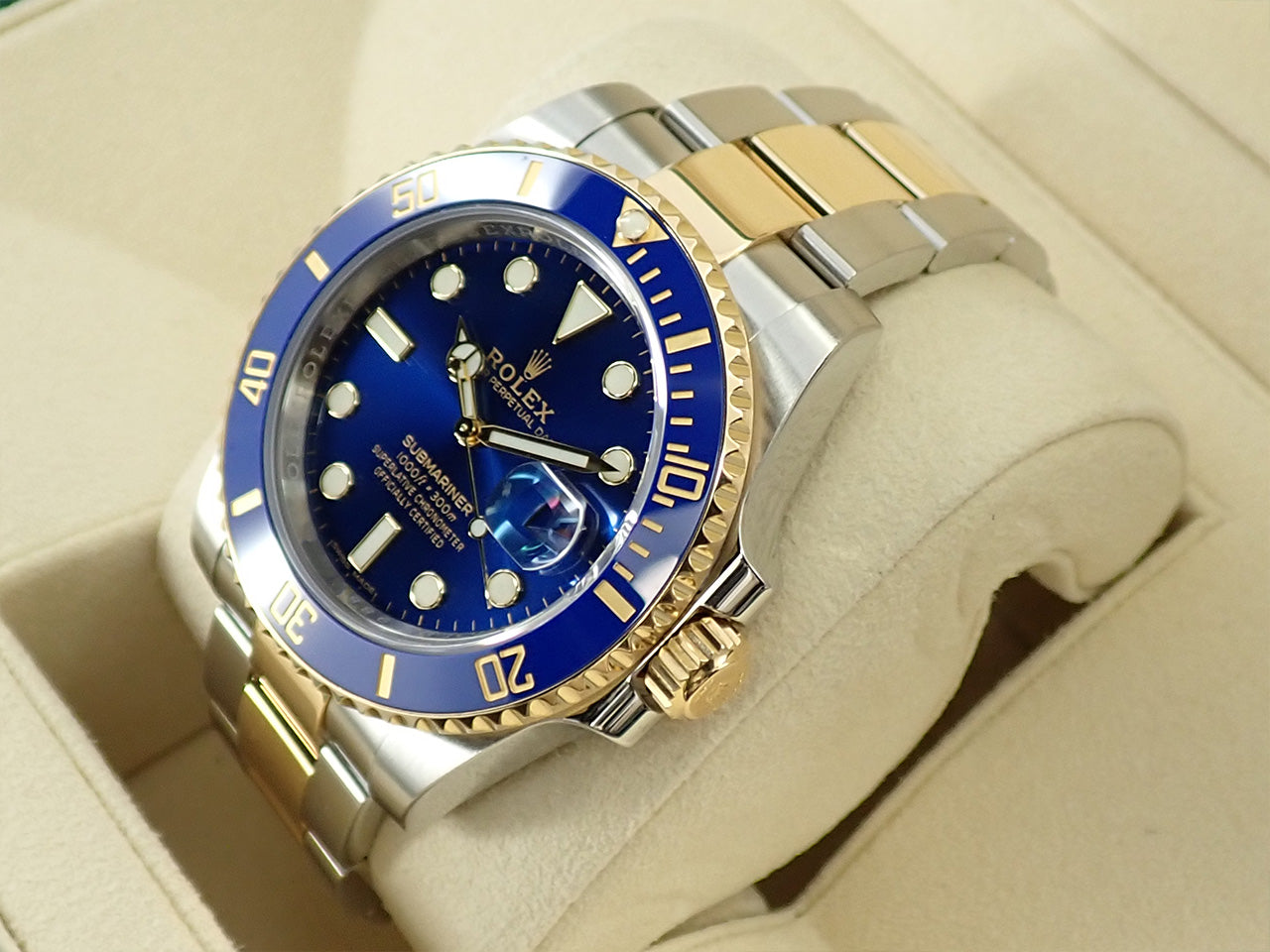 Rolex Submariner Date &lt;Warranty, Box, etc.&gt;