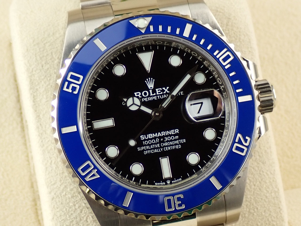 Rolex Submariner Date &lt;Warranty, Box, etc.&gt;