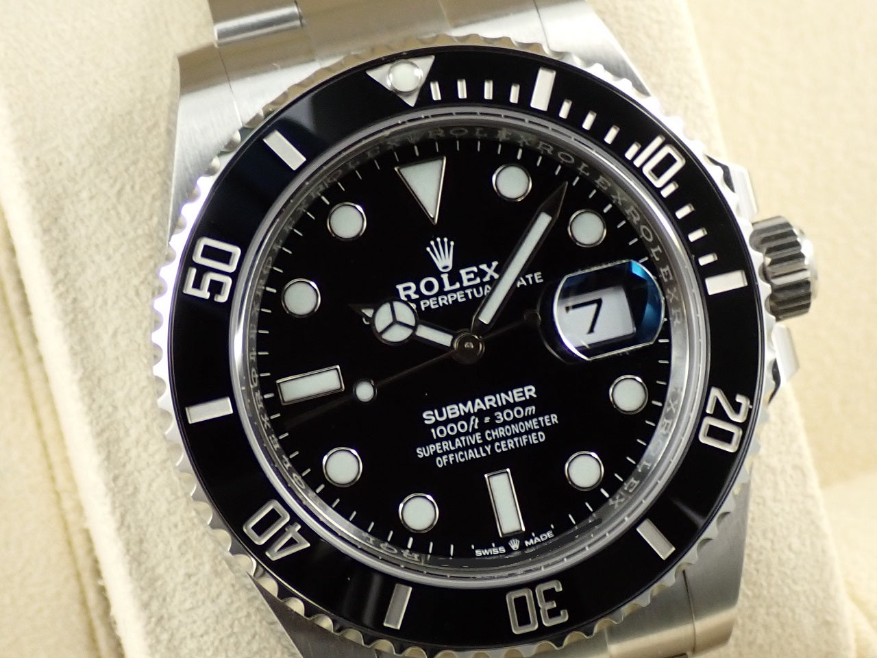 Rolex Submariner Date &lt;Warranty, Box, etc.&gt;