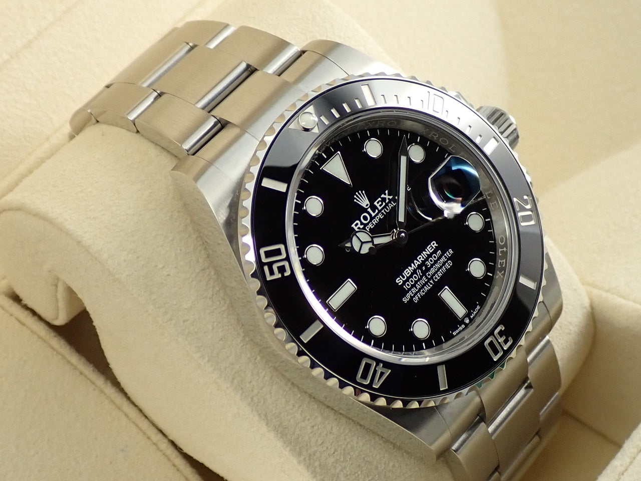 Rolex Submariner Date &lt;Warranty, Box, etc.&gt;