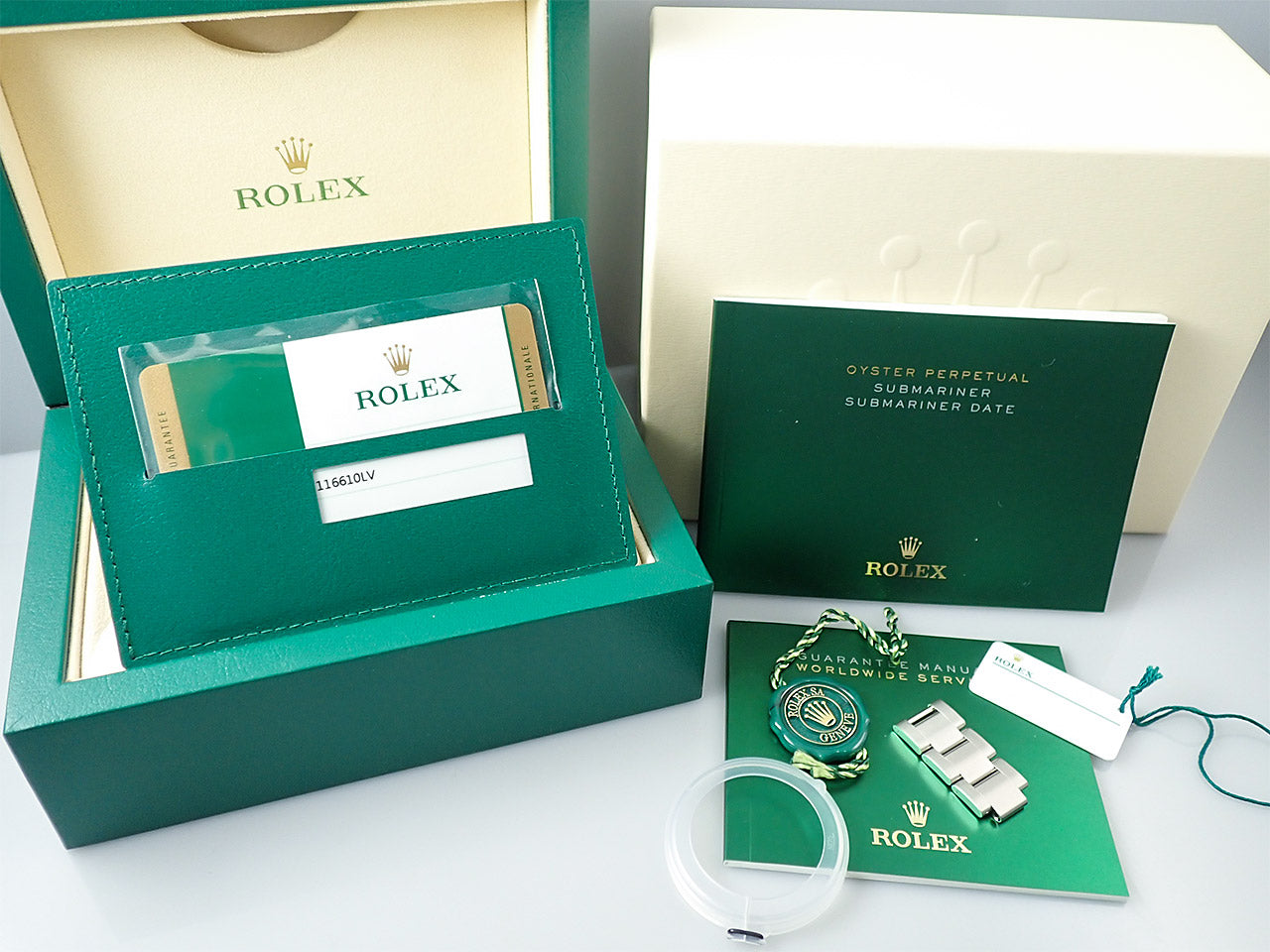 Rolex Submariner Date &lt;Warranty, Box, etc.&gt;