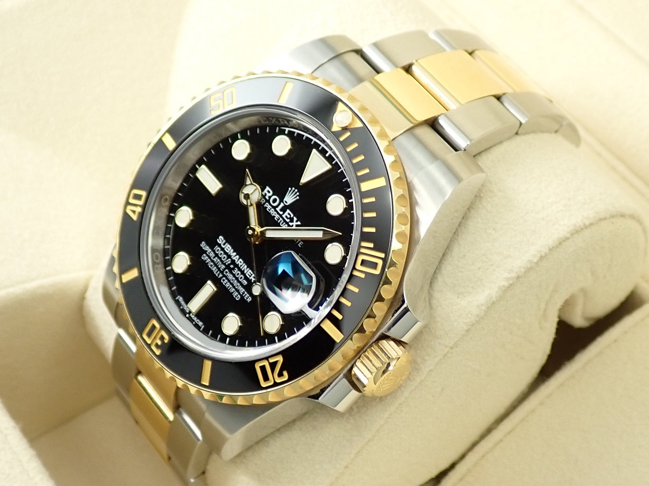 Rolex Submariner Date &lt;Warranty, Box, etc.&gt;