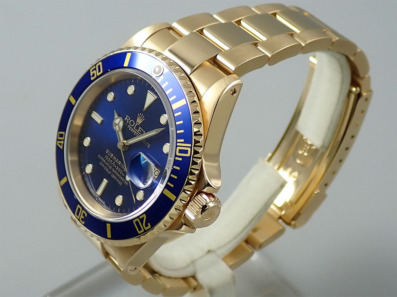 Rolex Submariner Date &lt;Warranty, Box, etc.&gt;