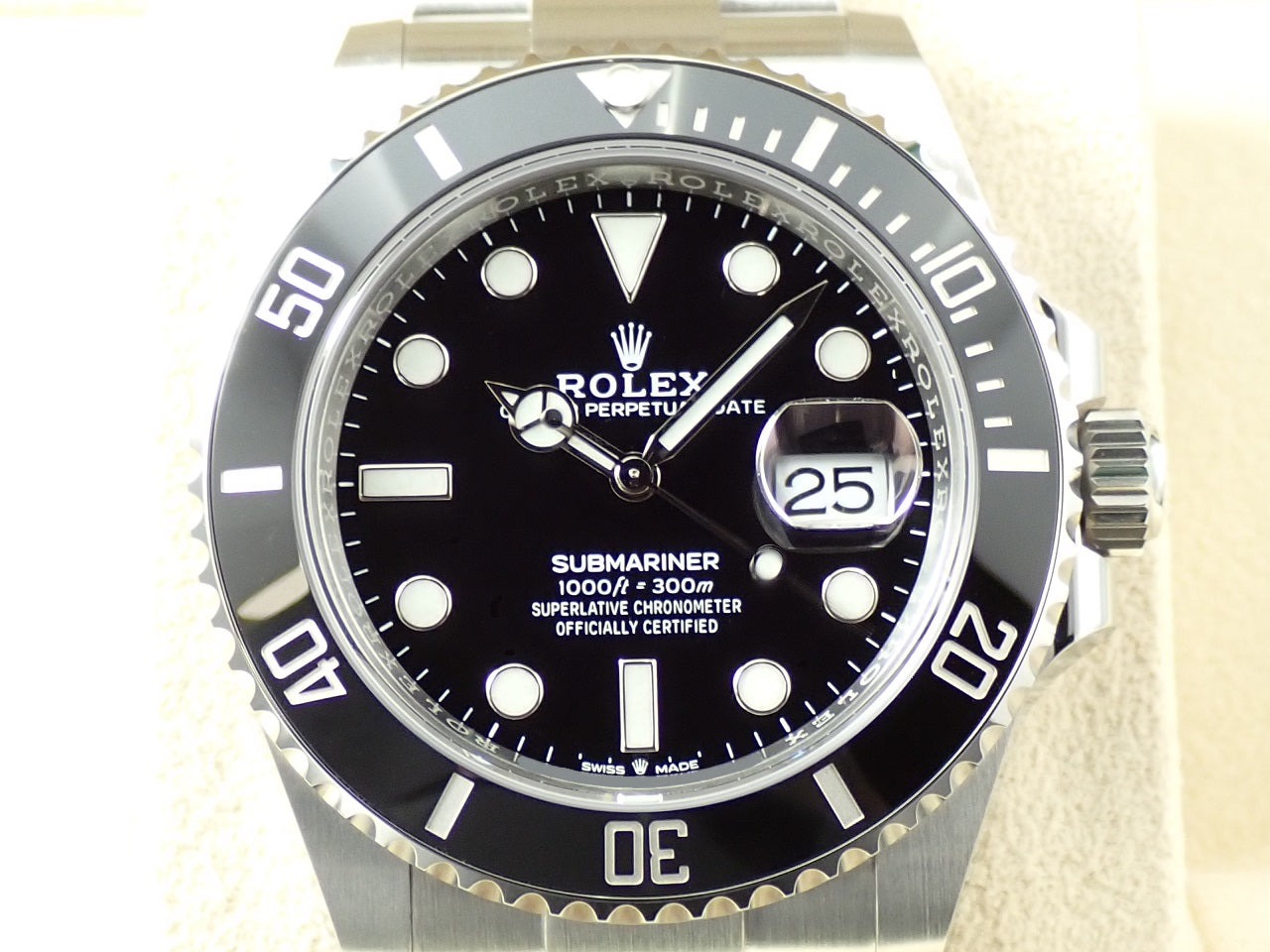 Rolex Submariner Date &lt;Warranty, Box, etc.&gt;