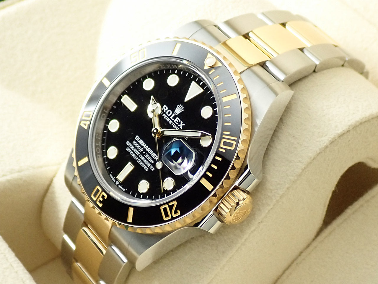 Rolex Submariner Date &lt;Warranty, Box, etc.&gt;