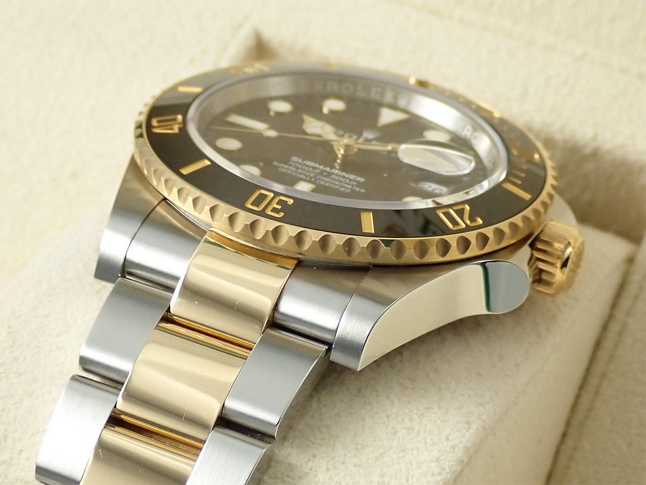 Rolex Submariner Date &lt;Warranty, Box, etc.&gt;