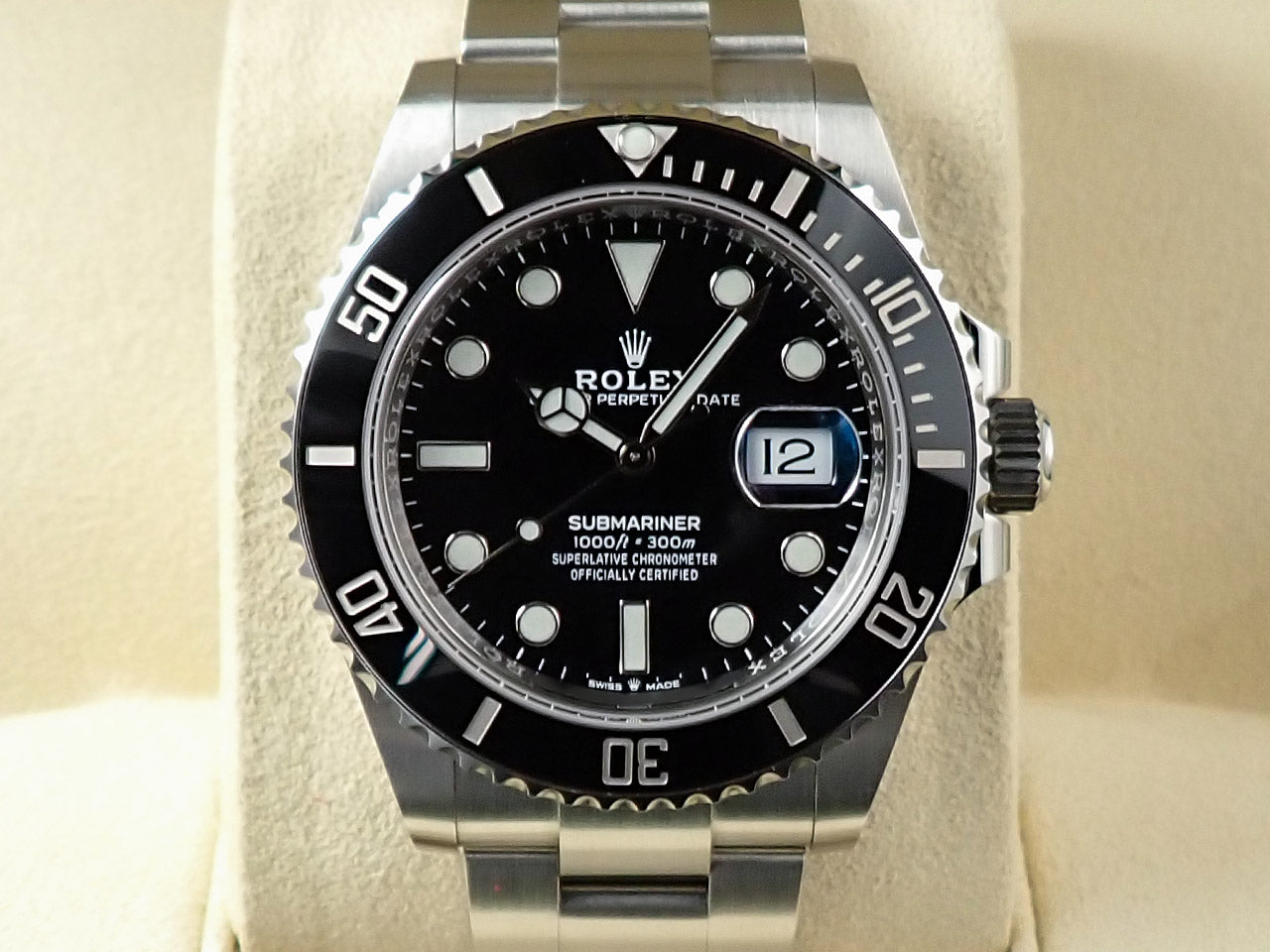 Rolex Submariner Date &lt;Warranty, Box, etc.&gt;