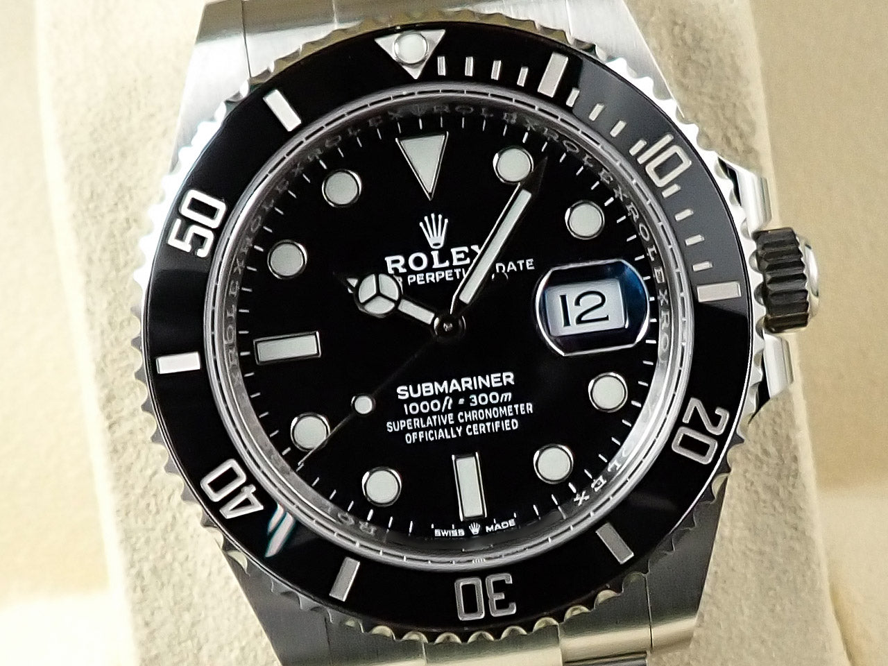 Rolex Submariner Date &lt;Warranty, Box, etc.&gt;