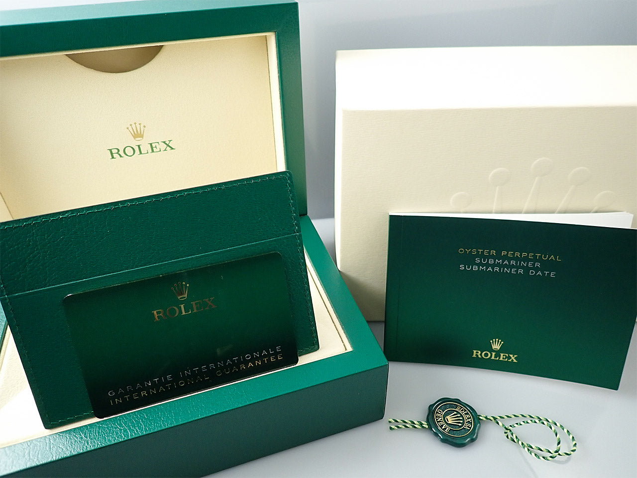 Rolex Submariner Date &lt;Warranty, Box, etc.&gt;