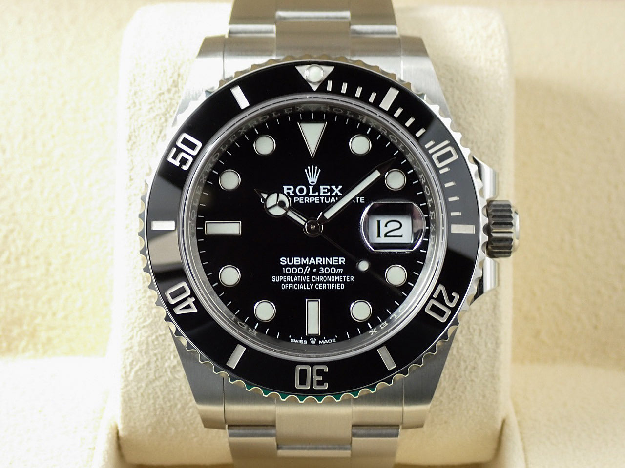 Rolex Submariner Date &lt;Warranty, Box, etc.&gt;