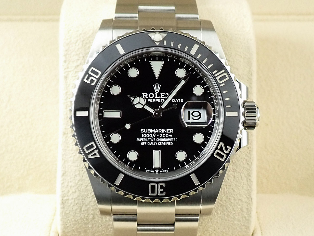 Rolex Submariner Date &lt;Warranty, Box, etc.&gt;