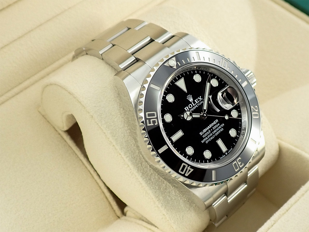 Rolex Submariner Date &lt;Warranty, Box, etc.&gt;