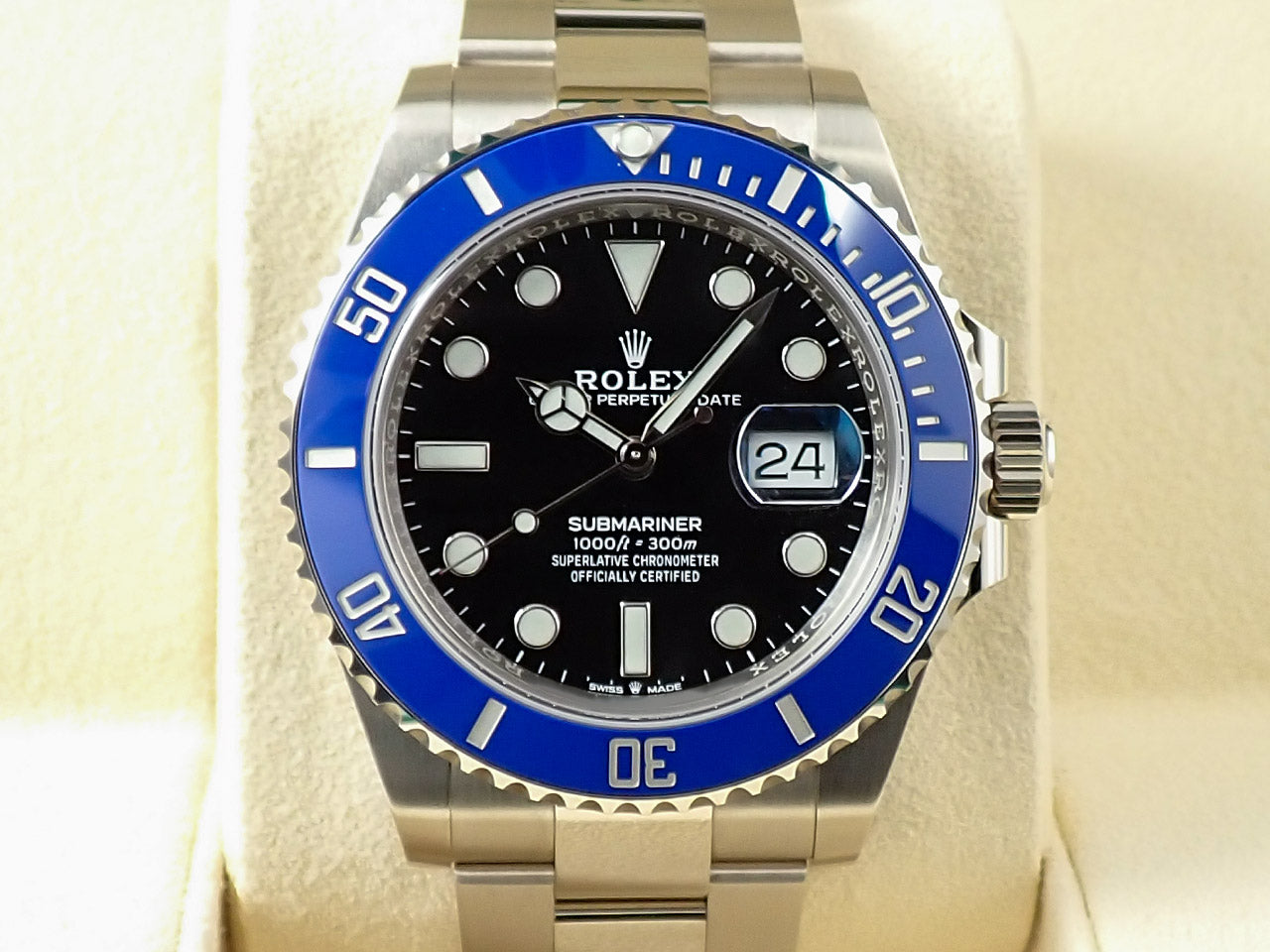 Rolex Submariner Date &lt;Warranty, Box, etc.&gt;