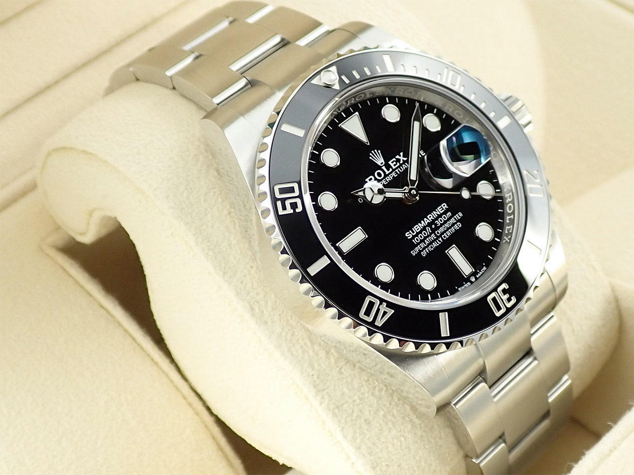 Rolex Submariner Date &lt;Warranty, Box, etc.&gt;