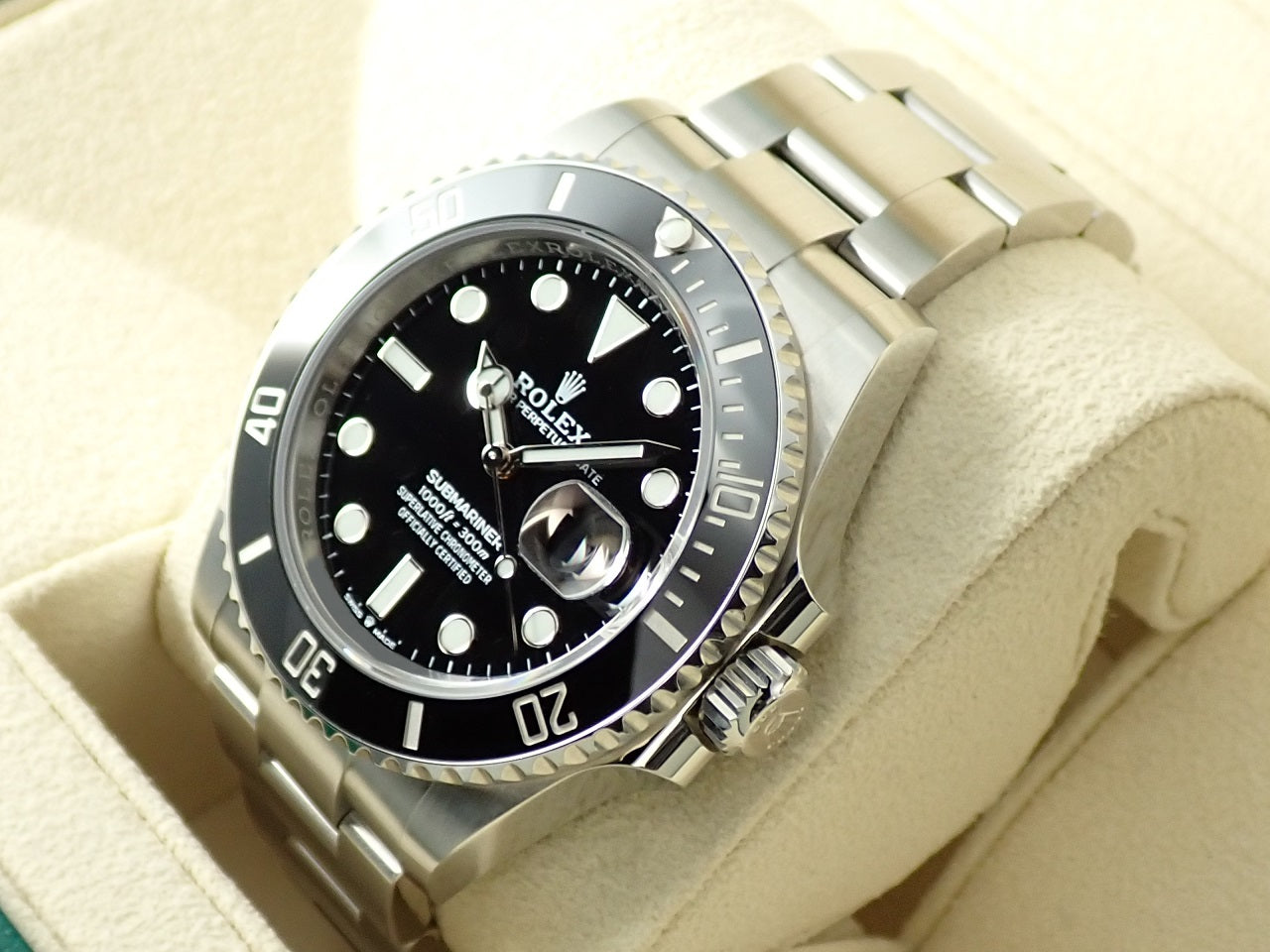 Rolex Submariner Date &lt;Warranty, Box, etc.&gt;