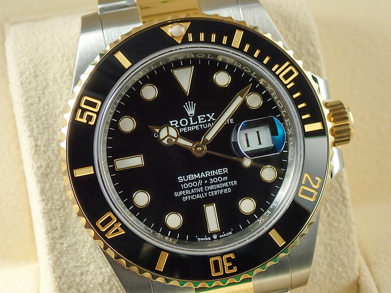 Rolex Submariner Date &lt;Warranty, Box, etc.&gt;