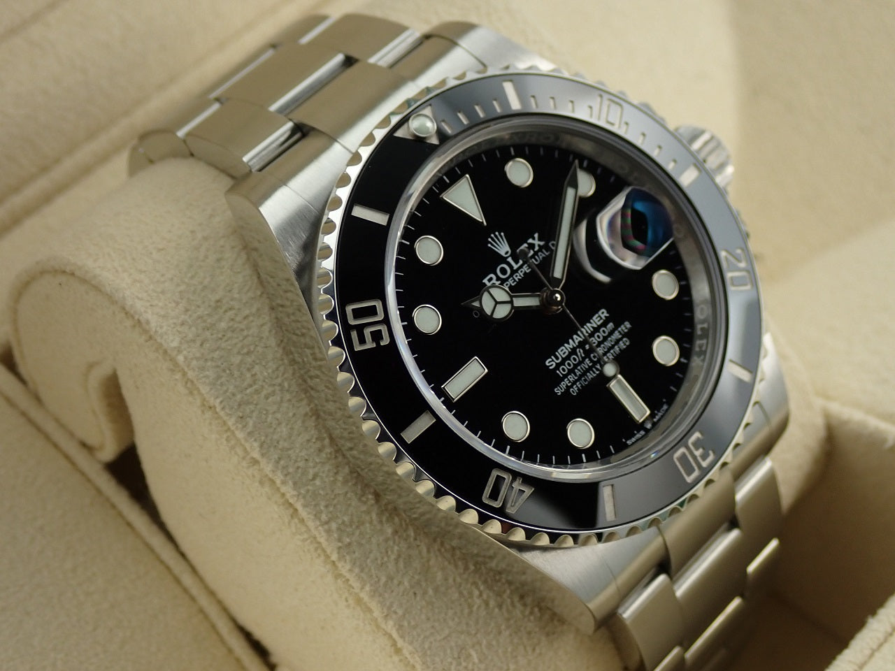 Rolex Submariner Date &lt;Warranty, Box, etc.&gt;