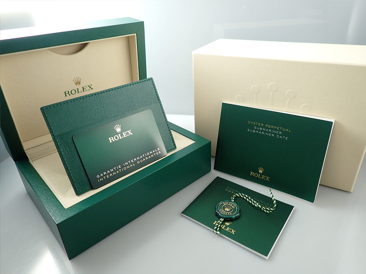 Rolex Submariner Date &lt;Warranty, Box, etc.&gt;