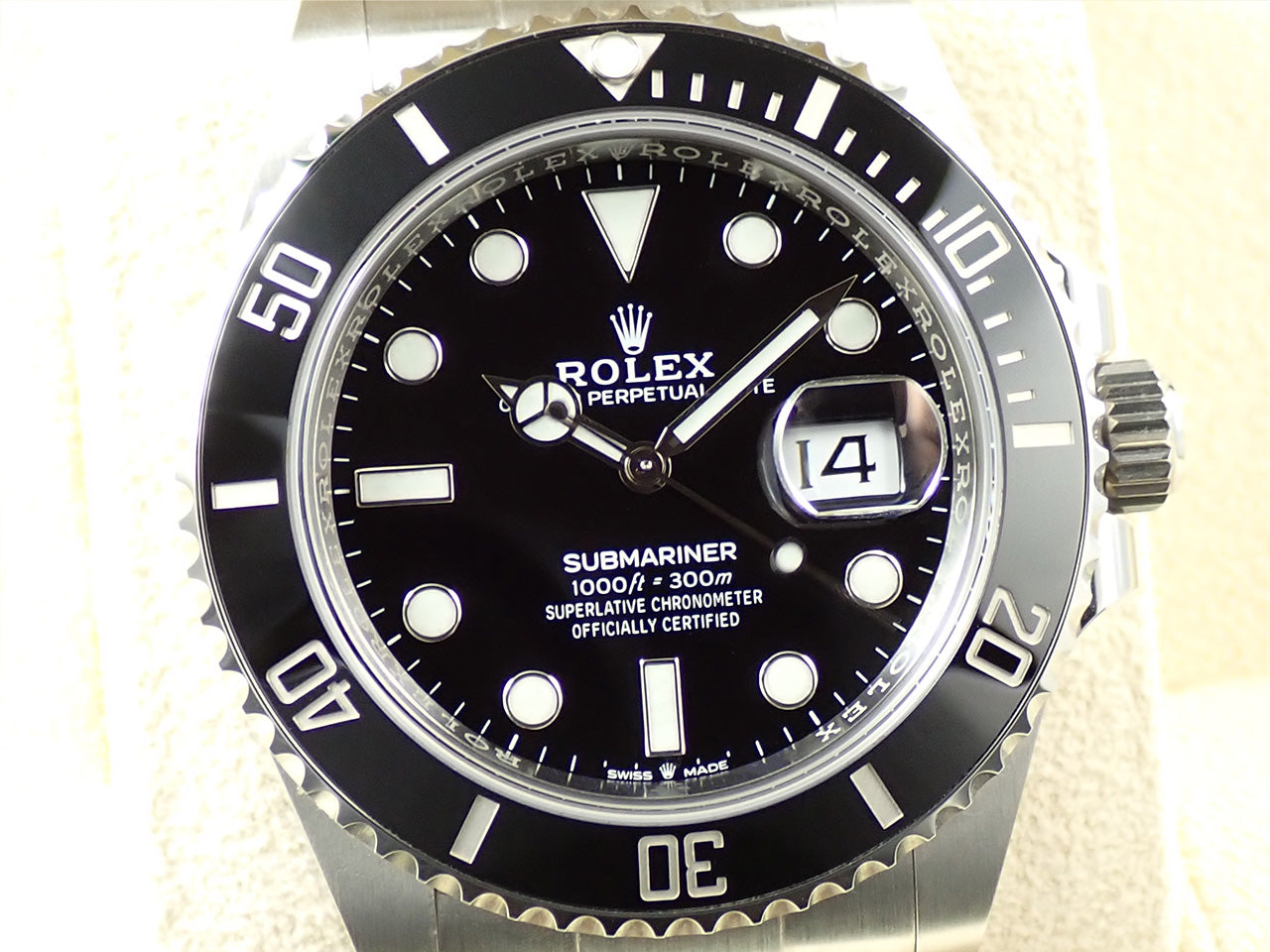 Rolex Submariner Date &lt;Warranty, Box, etc.&gt;