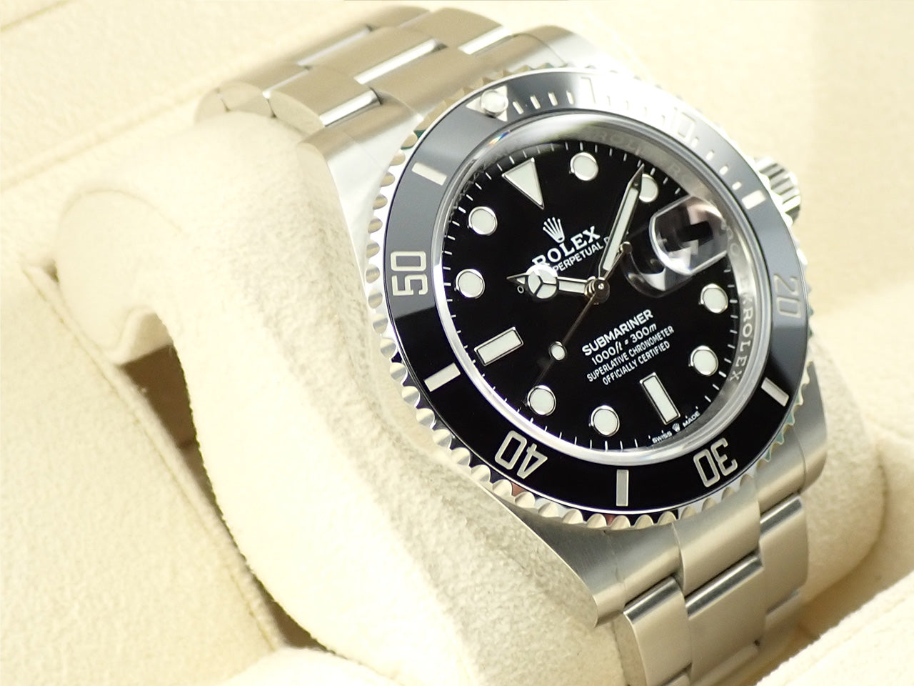 Rolex Submariner Date &lt;Warranty, Box, etc.&gt;