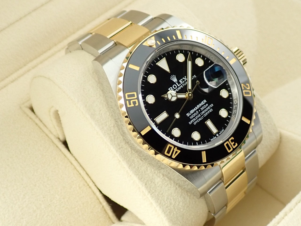 Rolex Submariner Date &lt;Warranty, Box, etc.&gt;