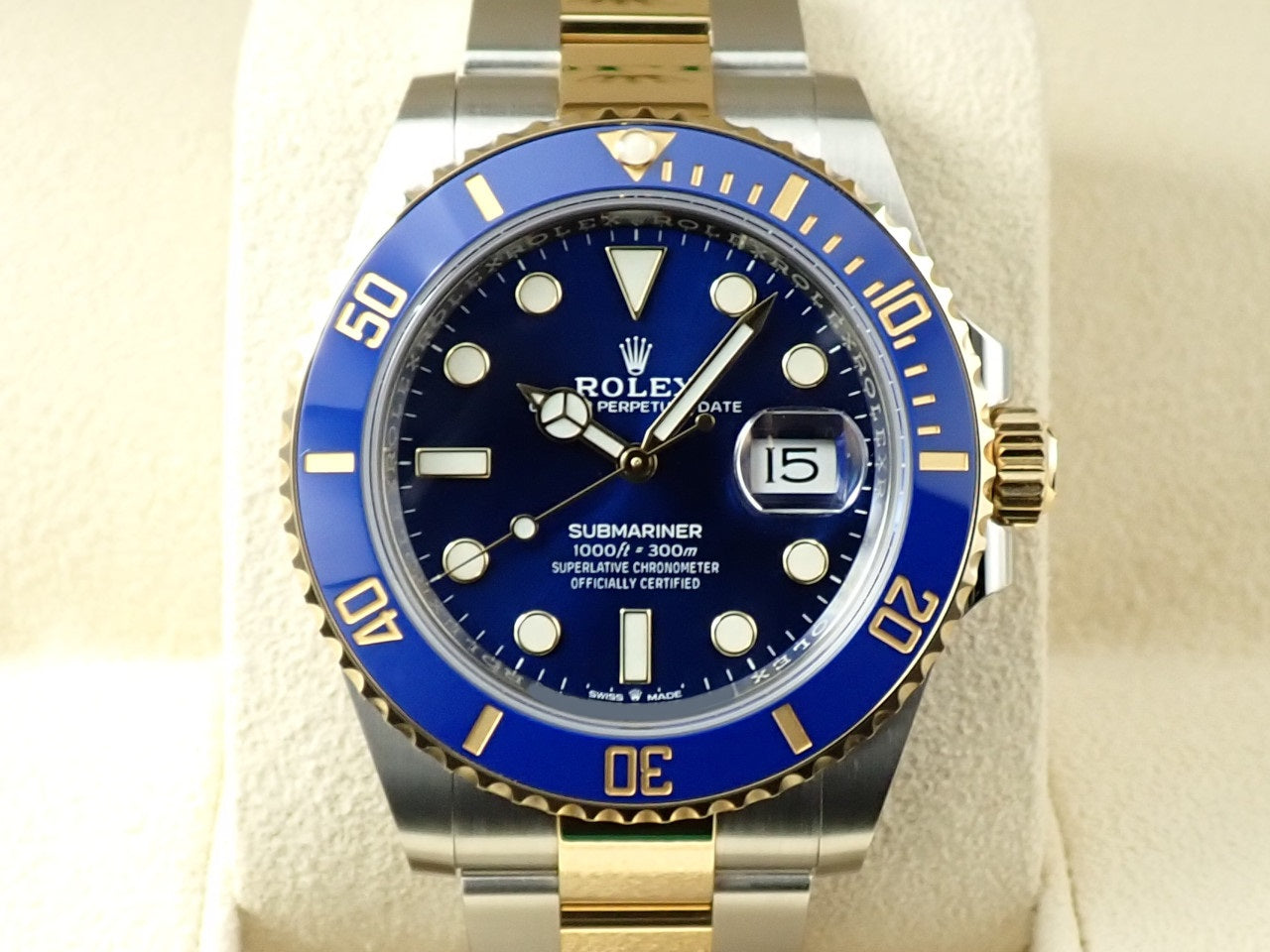 Rolex Submariner Date &lt;Warranty, Box, etc.&gt;