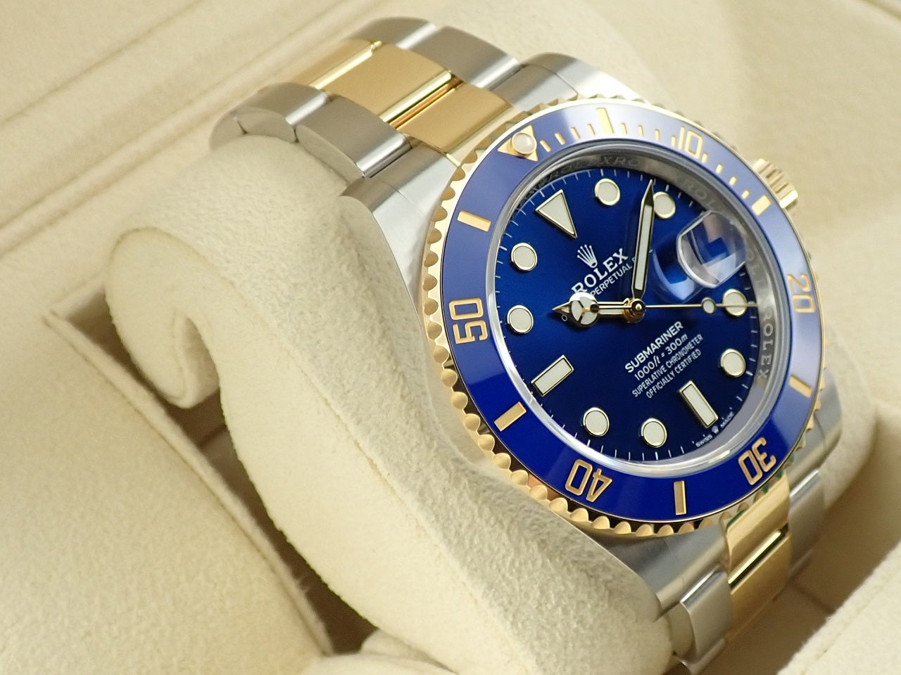 Rolex Submariner Date &lt;Warranty, Box, etc.&gt;