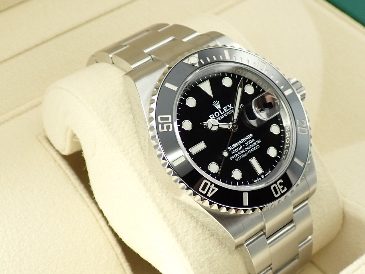 Rolex Submariner Date &lt;Warranty, Box, etc.&gt;