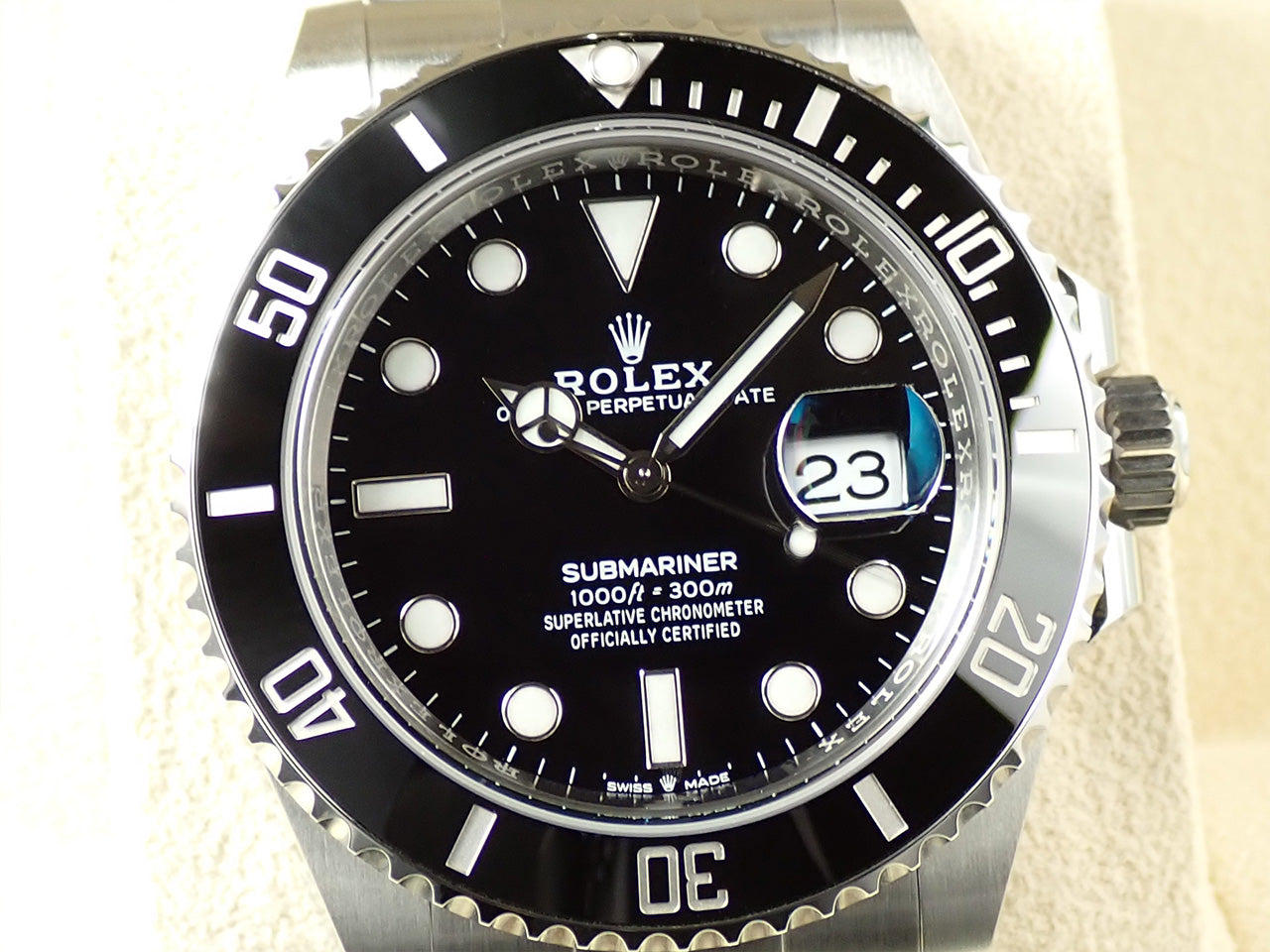 Rolex Submariner Date &lt;Warranty, Box, etc.&gt;