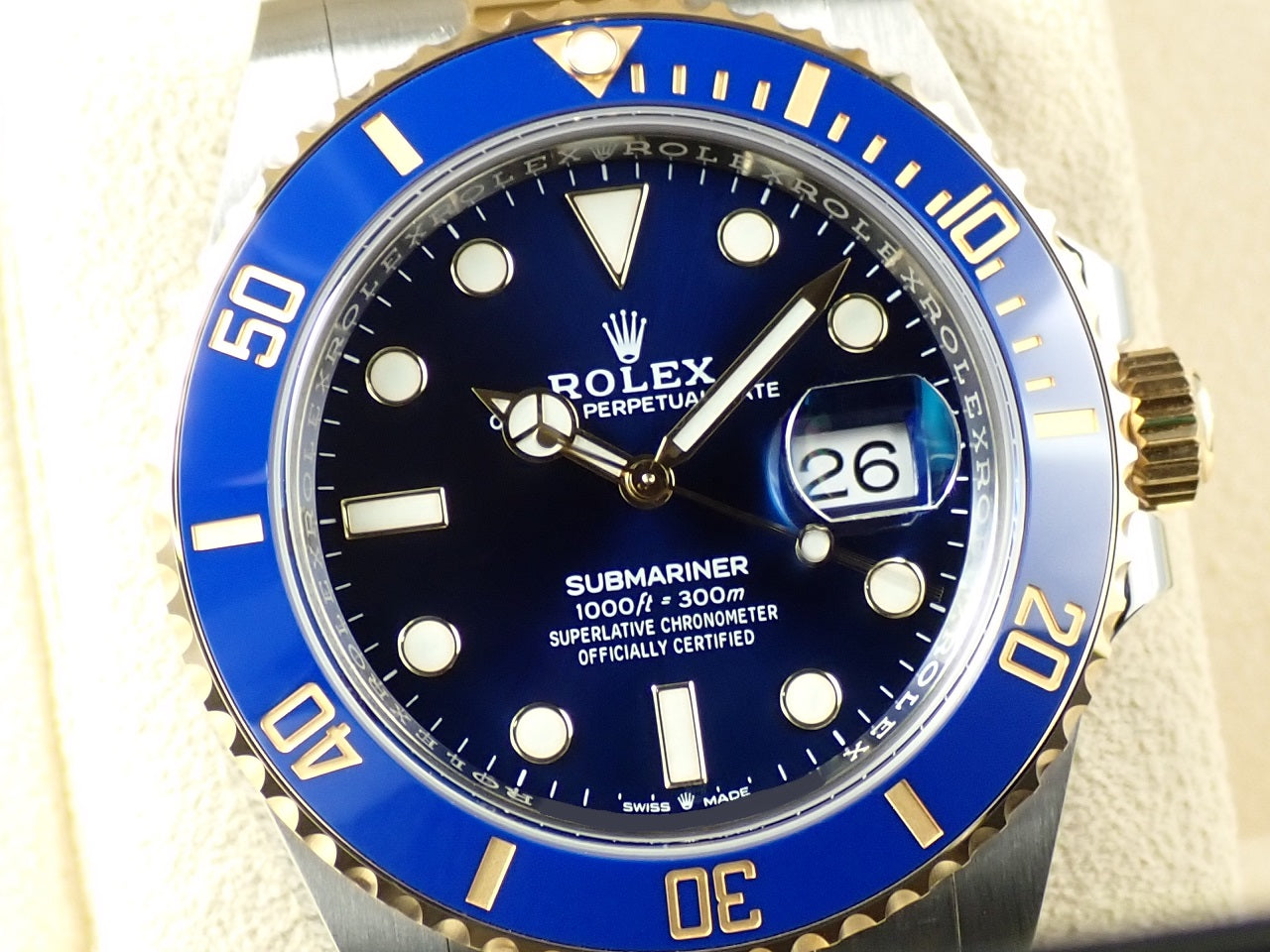 Rolex Submariner Date &lt;Warranty, Box, etc.&gt;