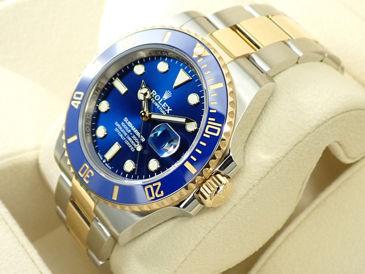 Rolex Submariner Date &lt;Warranty, Box, etc.&gt;