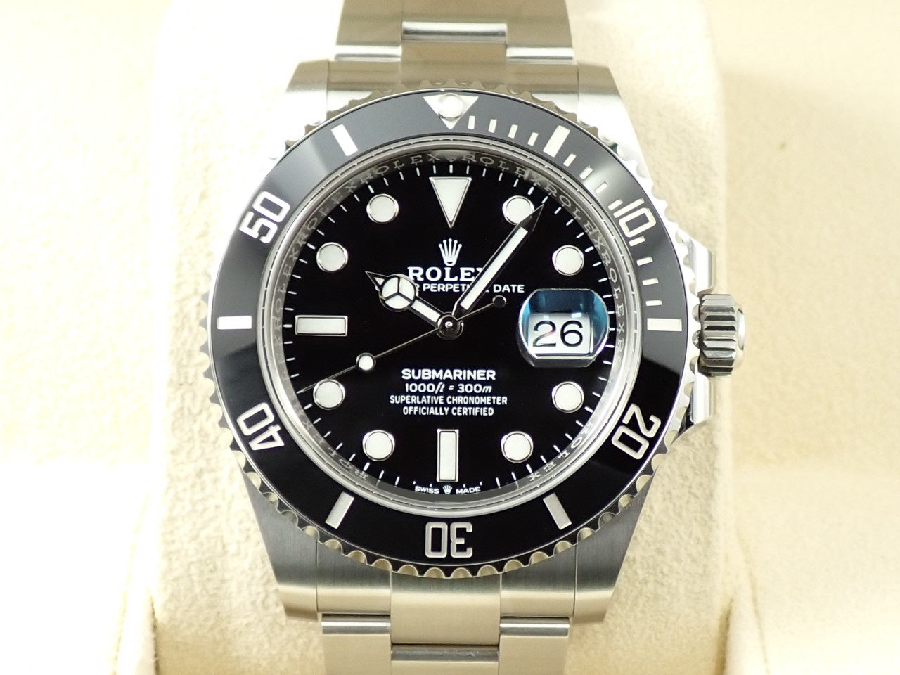 Rolex Submariner Date &lt;Warranty, Box, etc.&gt;