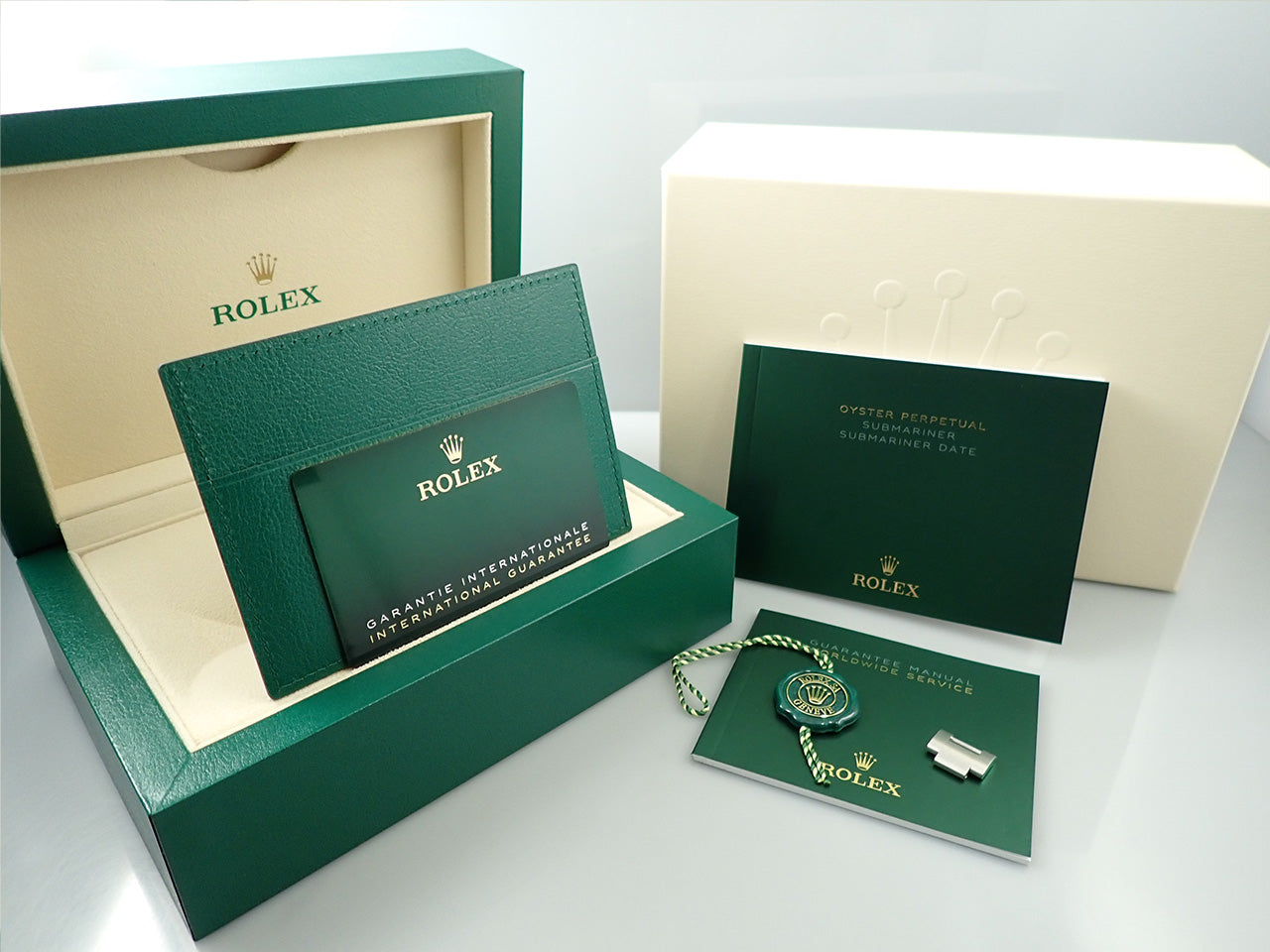 Rolex Submariner Date &lt;Warranty, Box, etc.&gt;