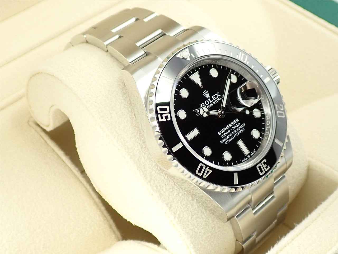 Rolex Submariner Date &lt;Warranty, Box, etc.&gt;