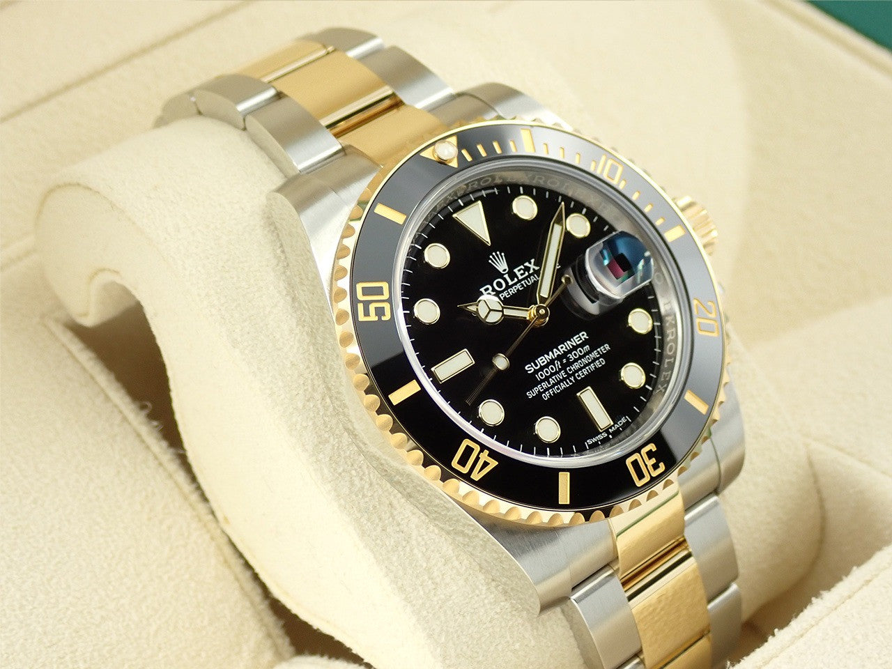 Rolex Submariner Date &lt;Warranty, Box, etc.&gt;