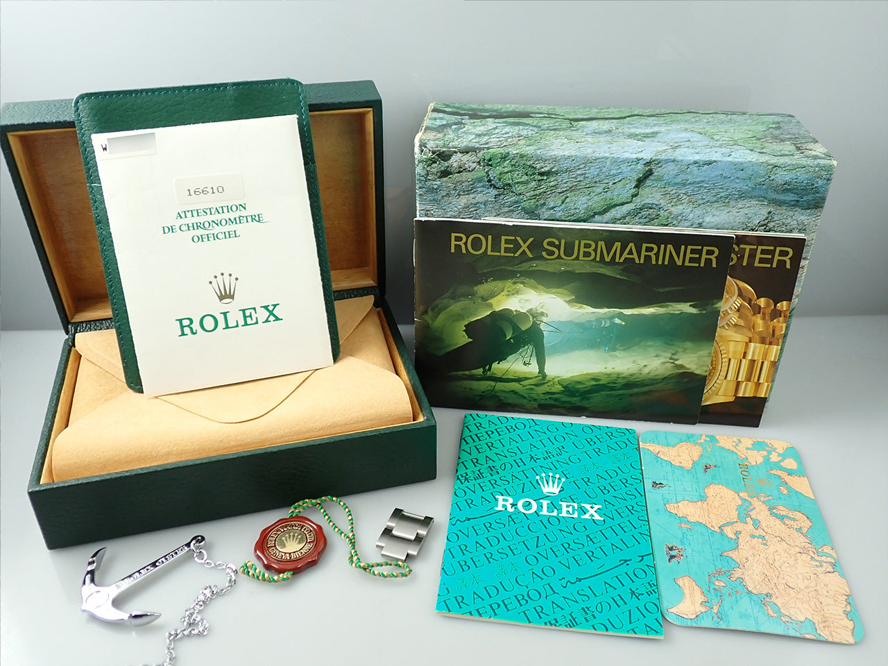 Rolex Submariner Date &lt;Warranty, Box, etc.&gt;