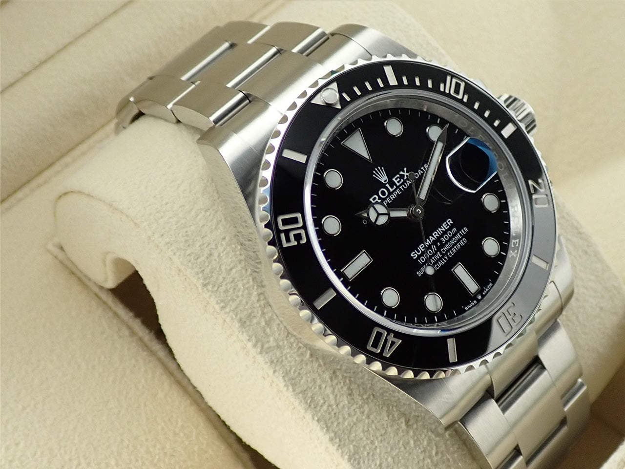 Rolex Submariner Date &lt;Warranty, Box, etc.&gt;